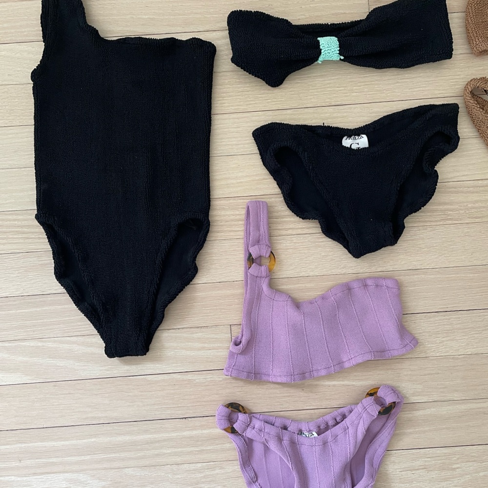 Hunza G Swim Collection - Picture 3 of 8
